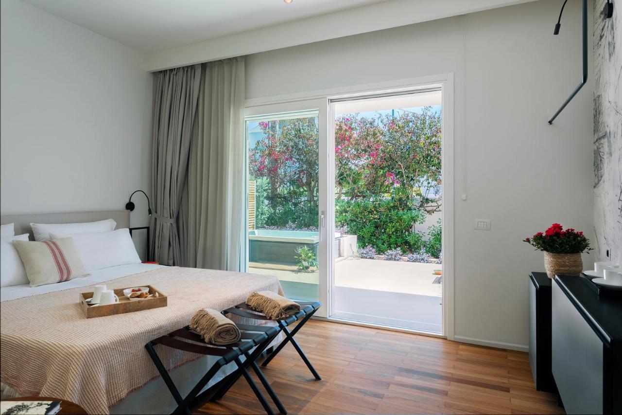 Domia Boutique Hotel E Cucina モンデッロ エクステリア 写真